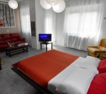 B&B La Casa Di Alice Суза Экстерьер фото
